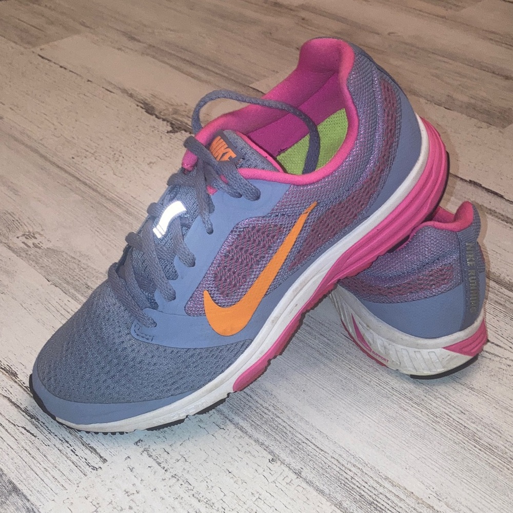 Women’s Nike Zoom Fly  Gray and Pink Running Shoes Size 7